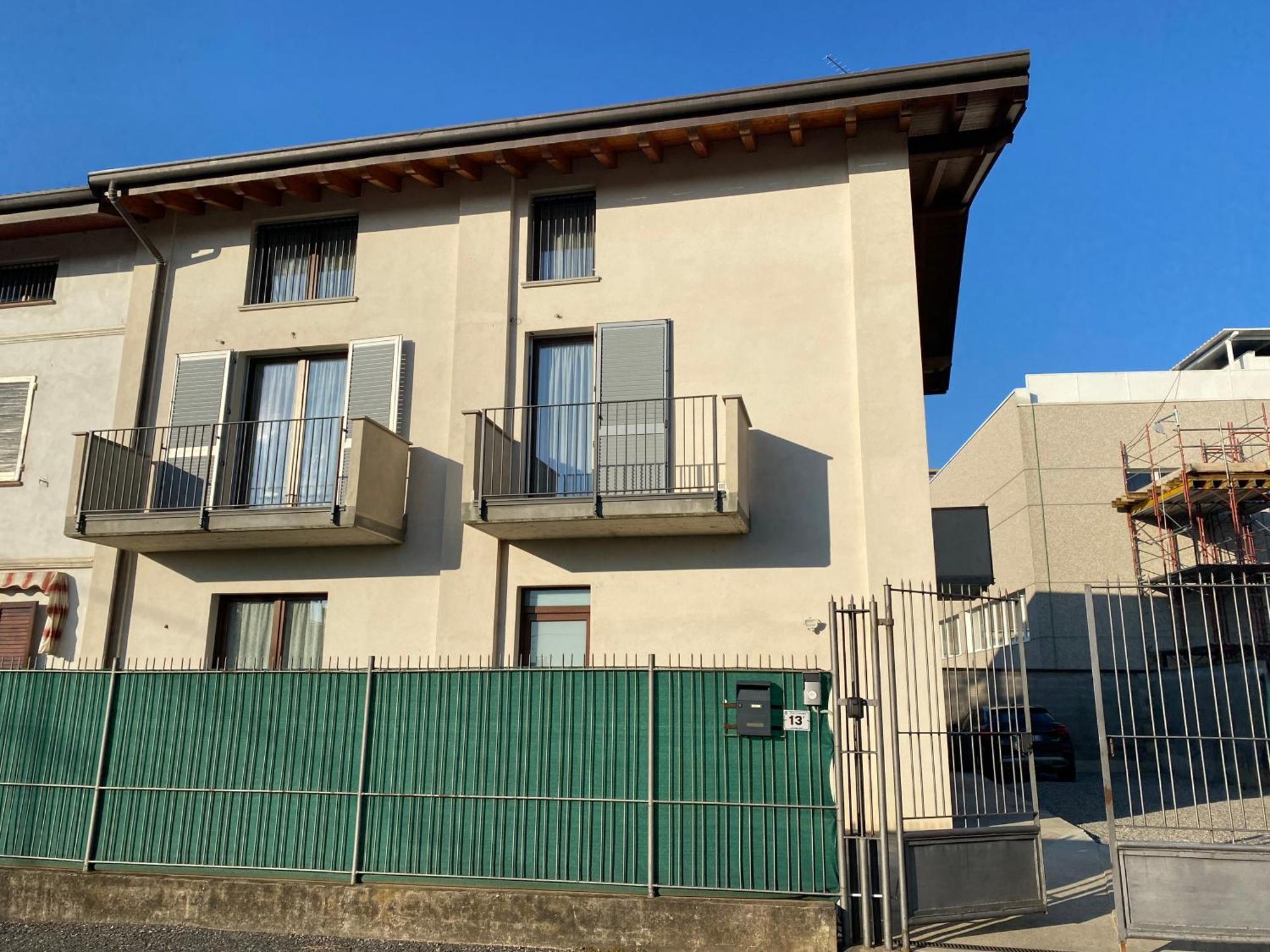 Il Caravaggio Guest House 2 Grassobbio Bagian luar foto